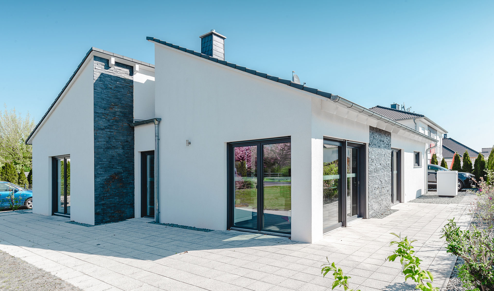 Bungalow Der Haustyp Fur Jung Und Alt Schrader Haus Hausbauunternehmen Aus Magdeburg